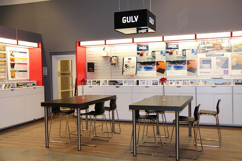 En sosial møteplass En sosial møteplass inne i butikken